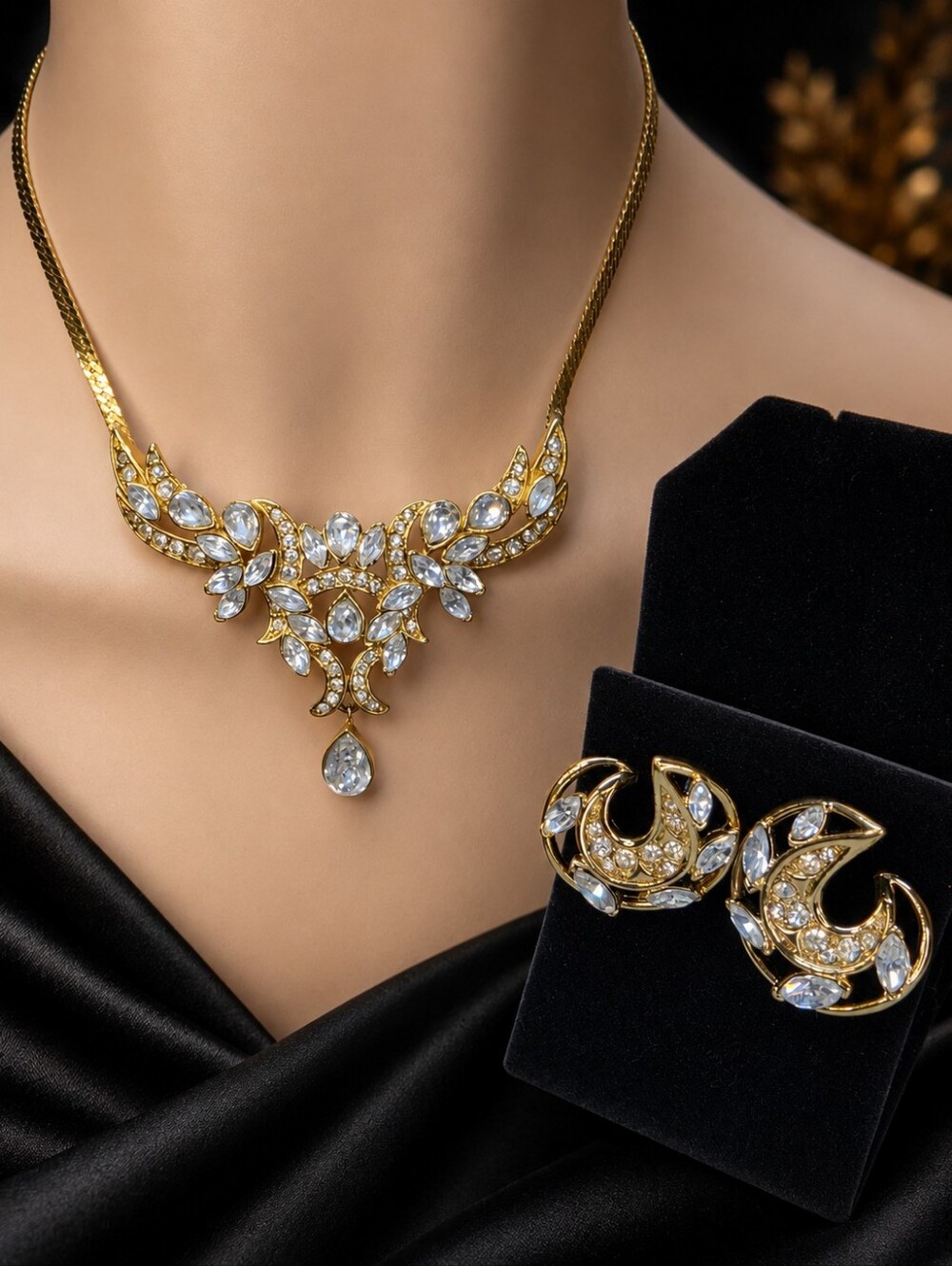Vintage Trifari Rhinestone Necklace & Earring Set Gold Tone Statement Glam